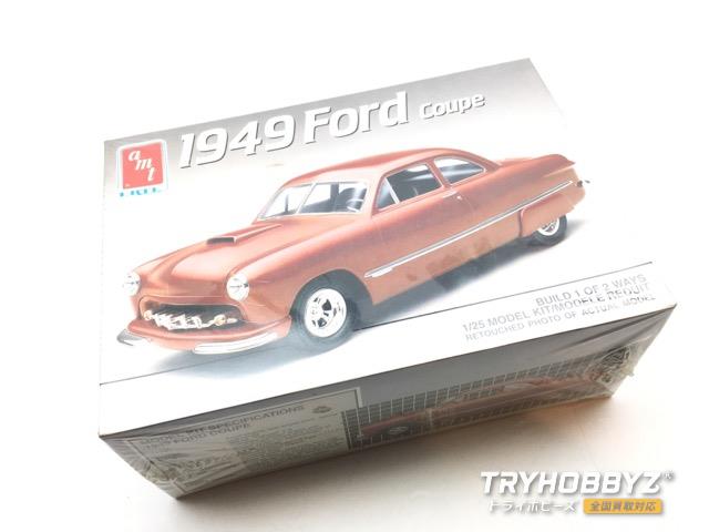 AMT ERTL 1/25 1949 Ford coupe